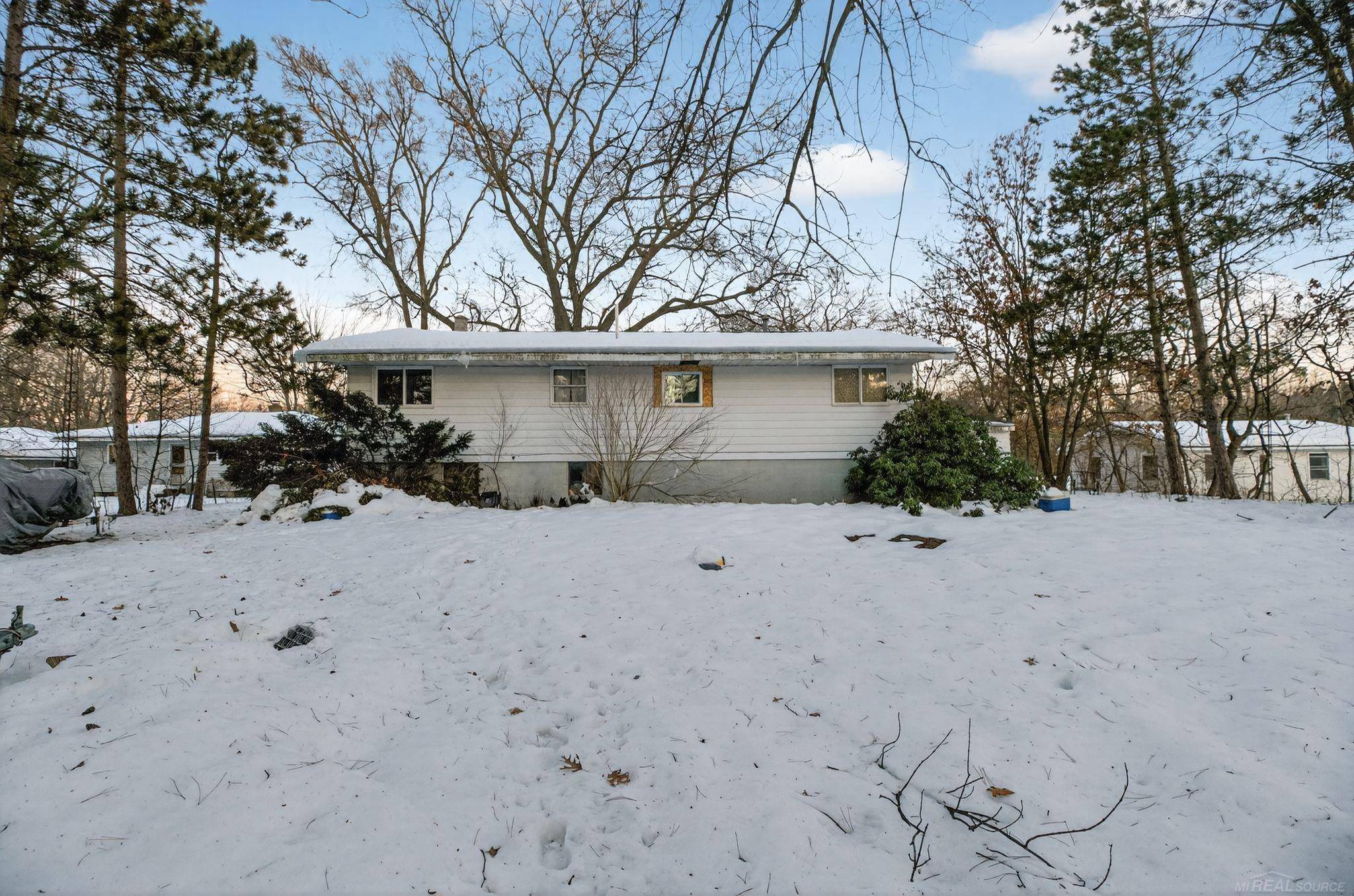 Fruitport, MI 49415,3481 Cloverville RD