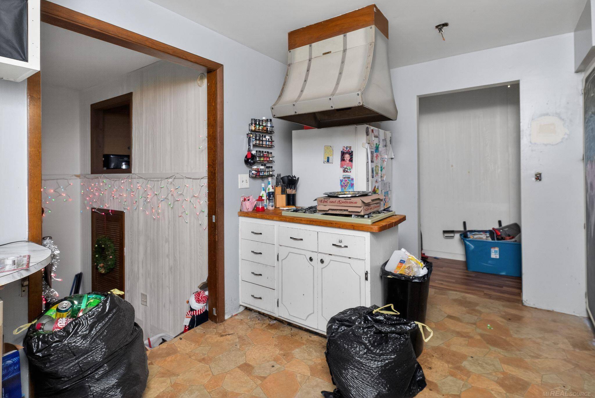 Fruitport, MI 49415,3481 Cloverville RD