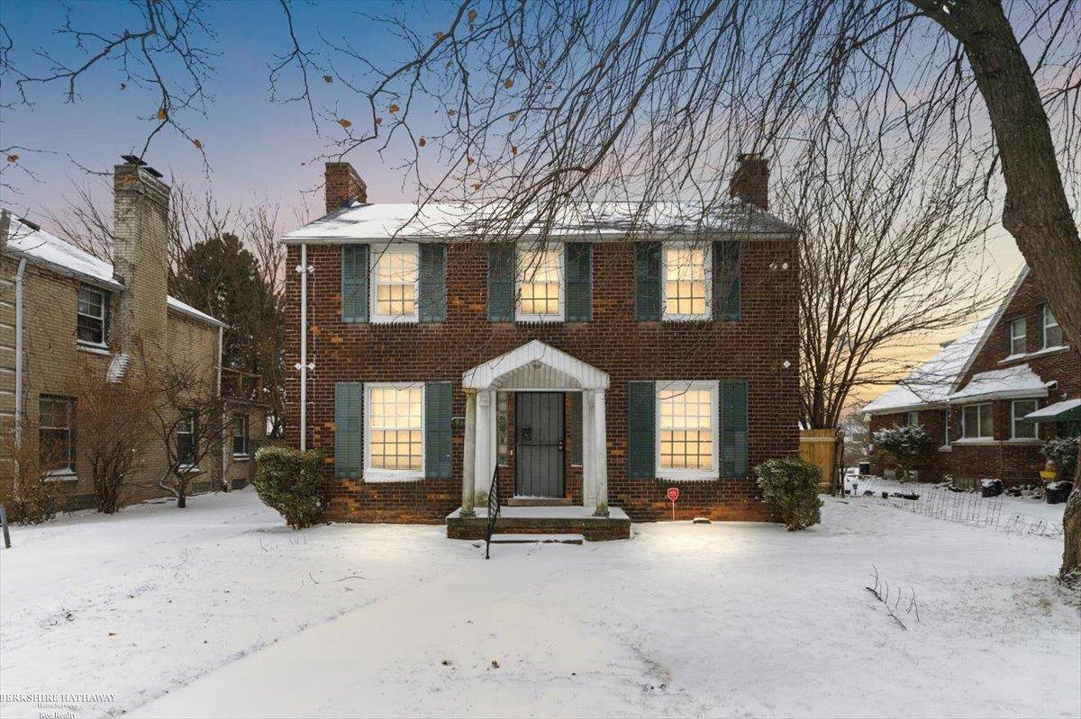 Detroit, MI 48213,9364 E Outer DR