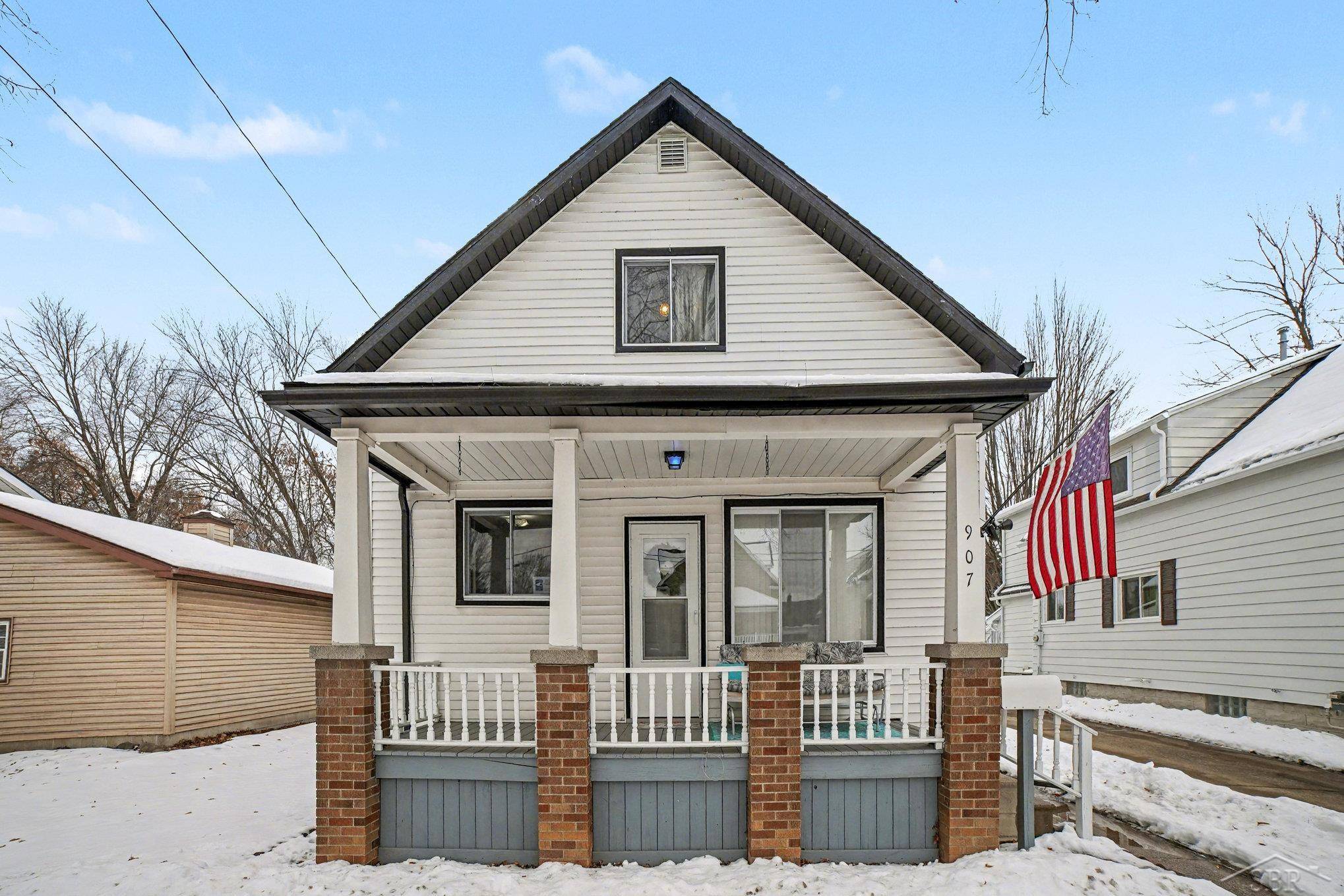 Bay City, MI 48708,907 Michigan AVE