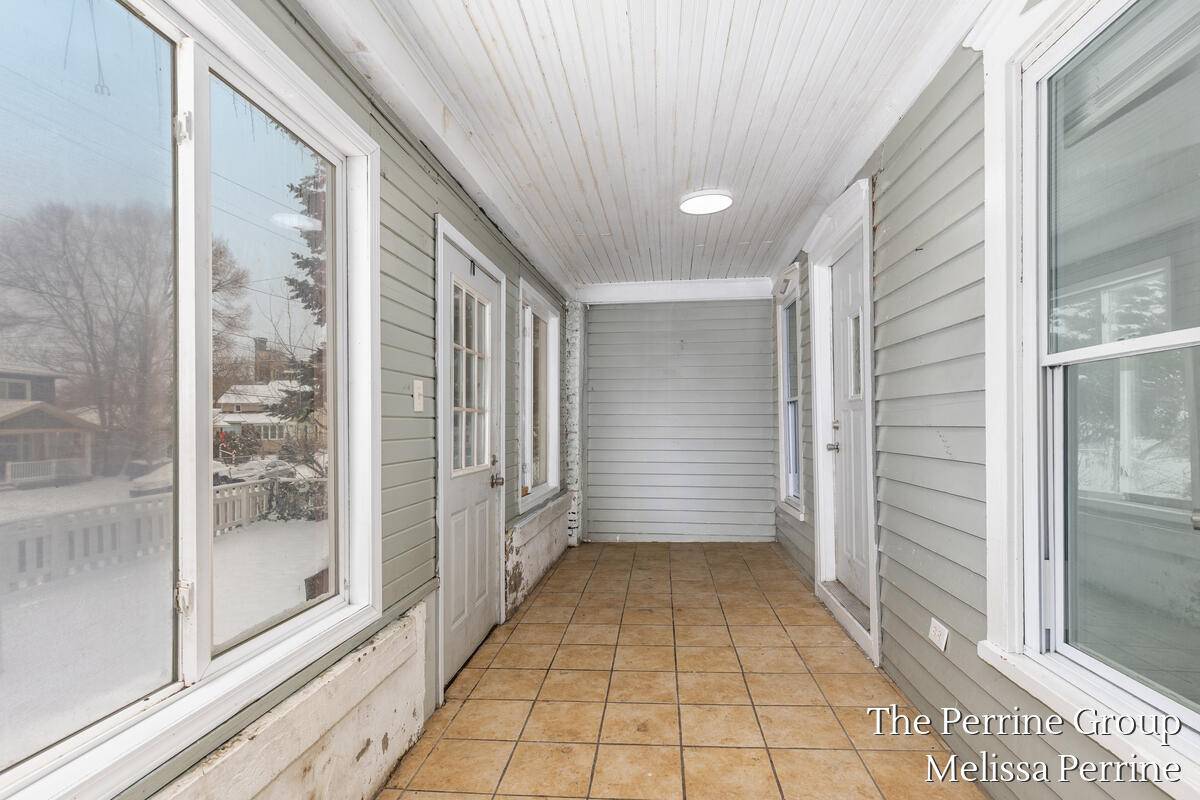 Grand Rapids, MI 49504,243 Straight AVE SW