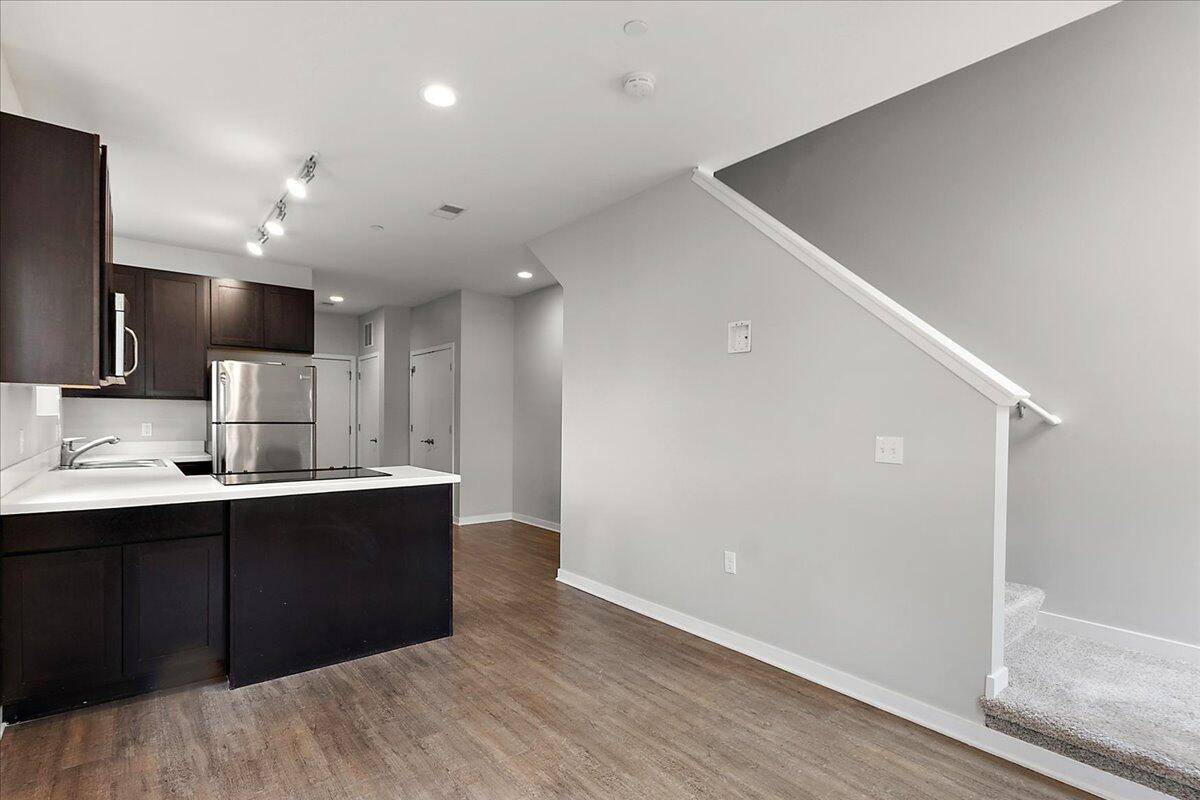 Grand Rapids, MI 49504,600 Douglas ST NW #620D