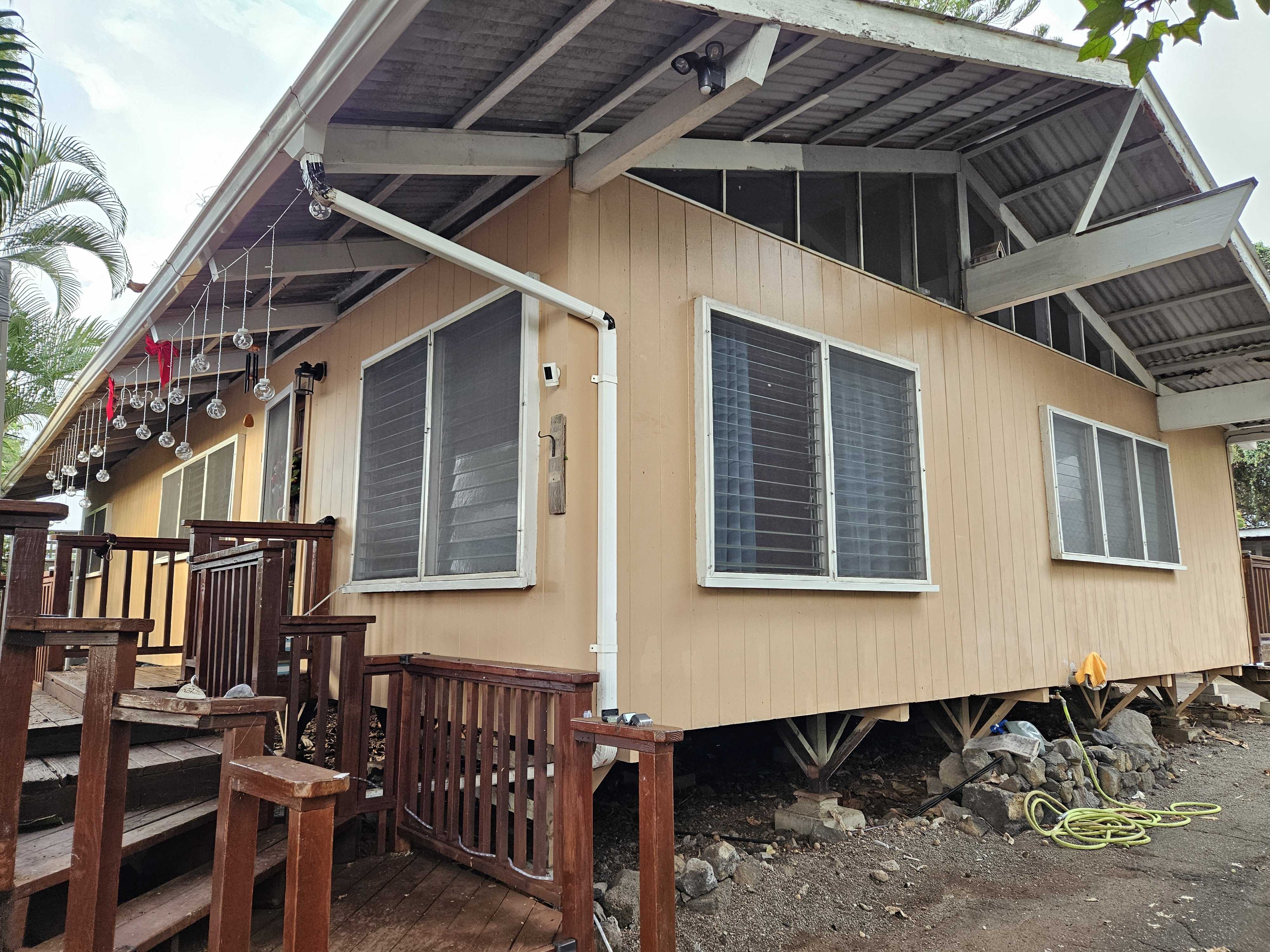 Kailua-kona, HI 96740,76-6199 PAKALANA RD