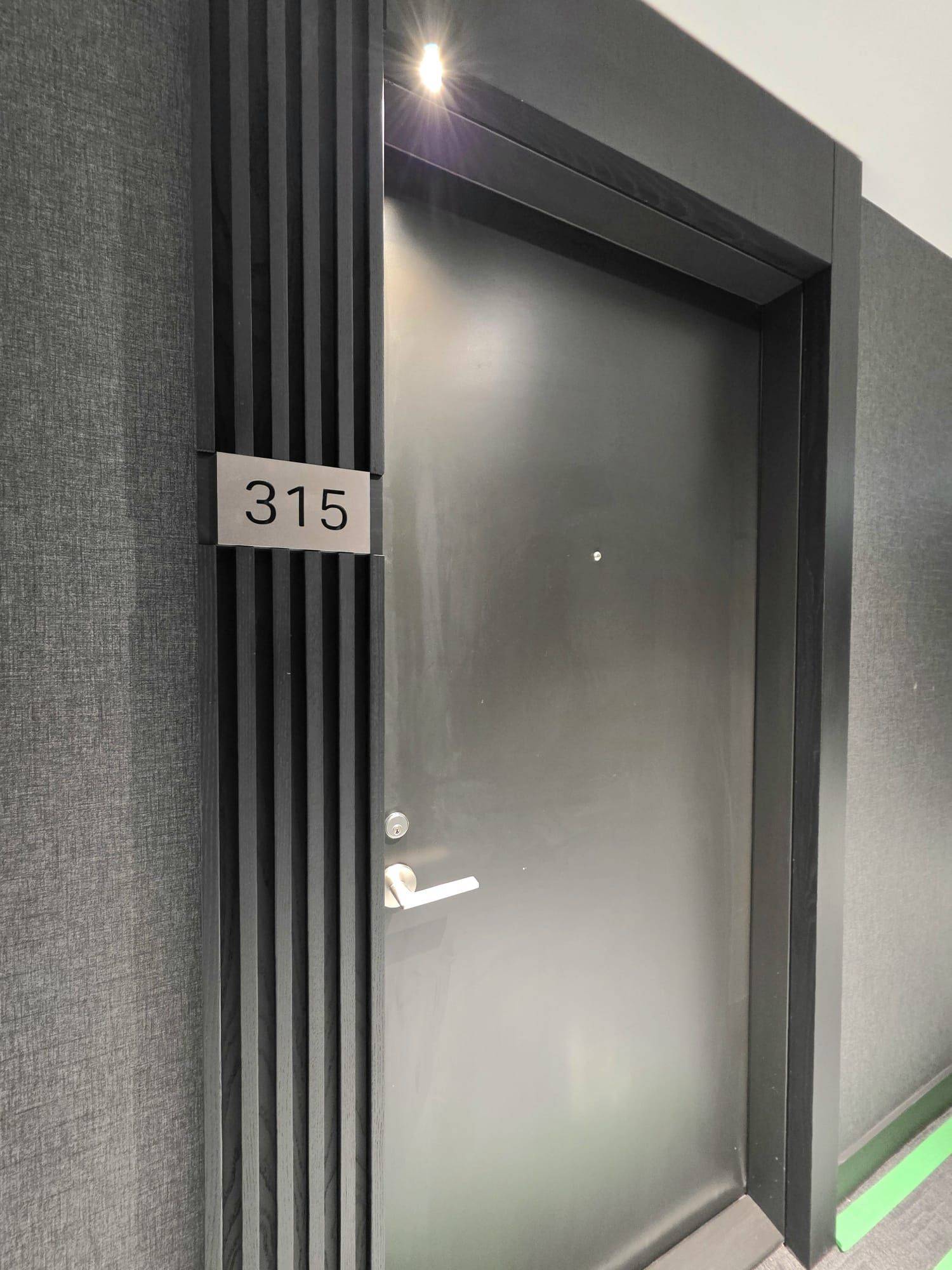 Toronto C10, ON M4P 1V7,110 Broadway AVE #315 S