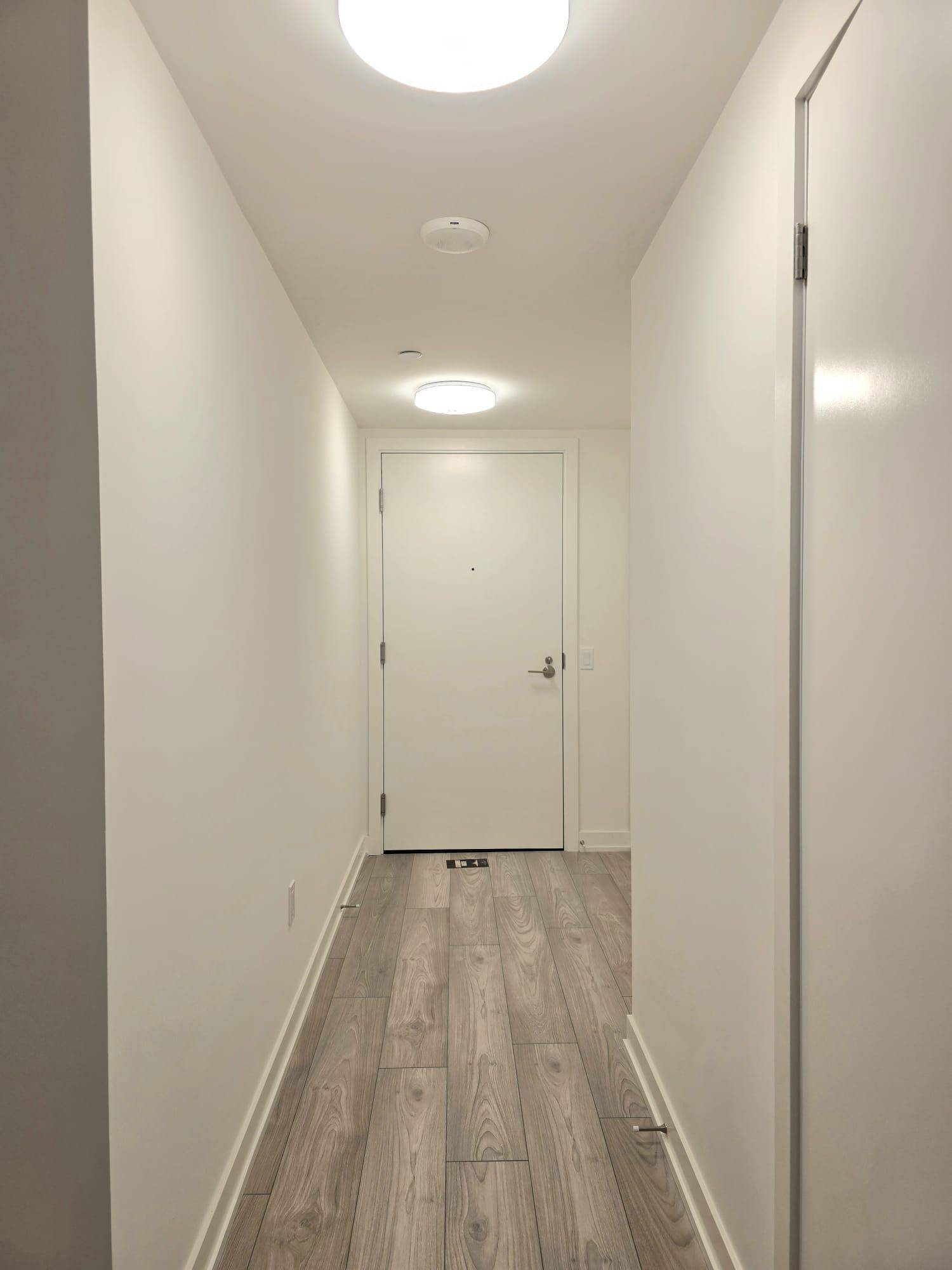 Toronto C10, ON M4P 1V7,110 Broadway AVE #315 S