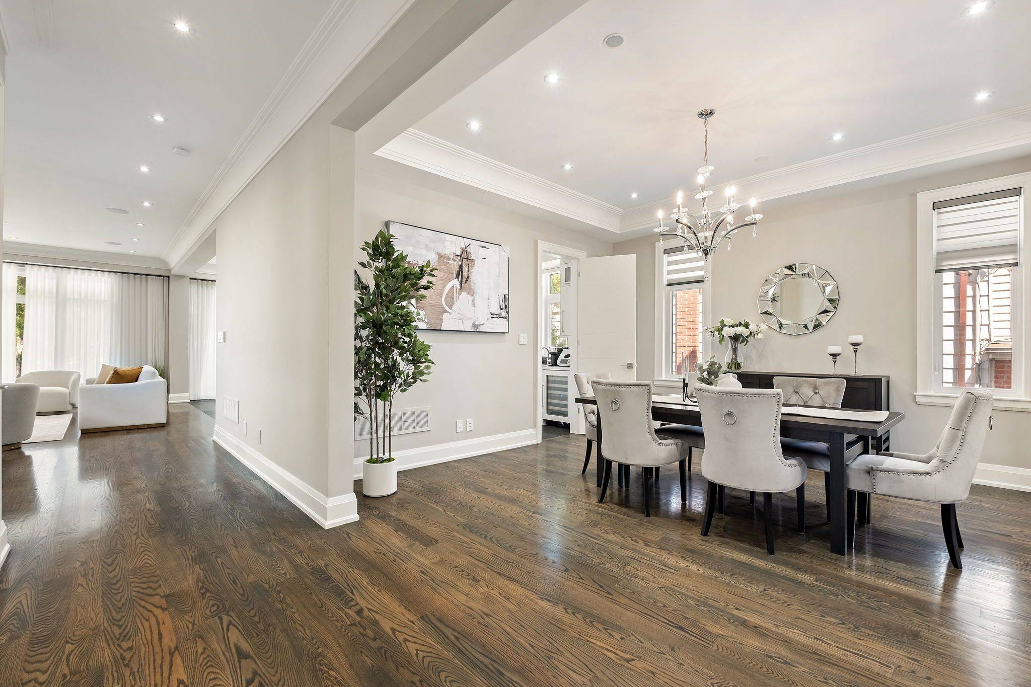 Toronto C07, ON M2R 1E7,316 Churchill AVE