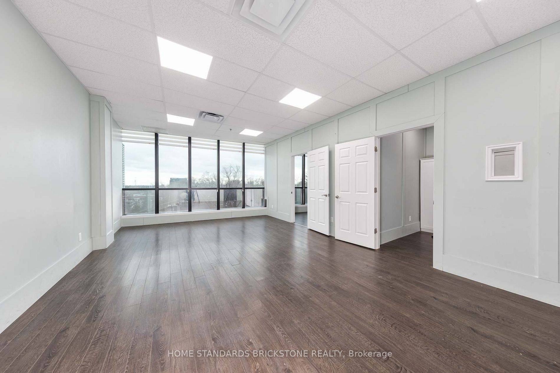 Toronto C07, ON M2N 5M6,4750 Yonge ST #334