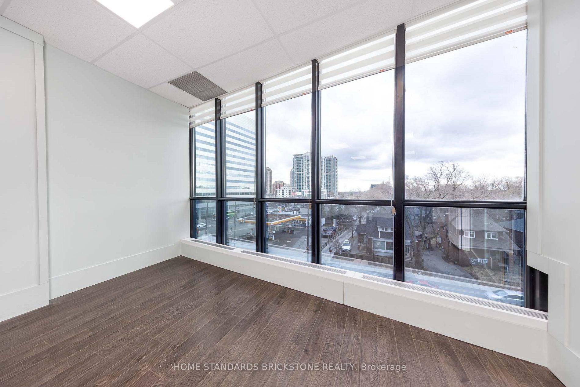 Toronto C07, ON M2N 5M6,4750 Yonge ST #334