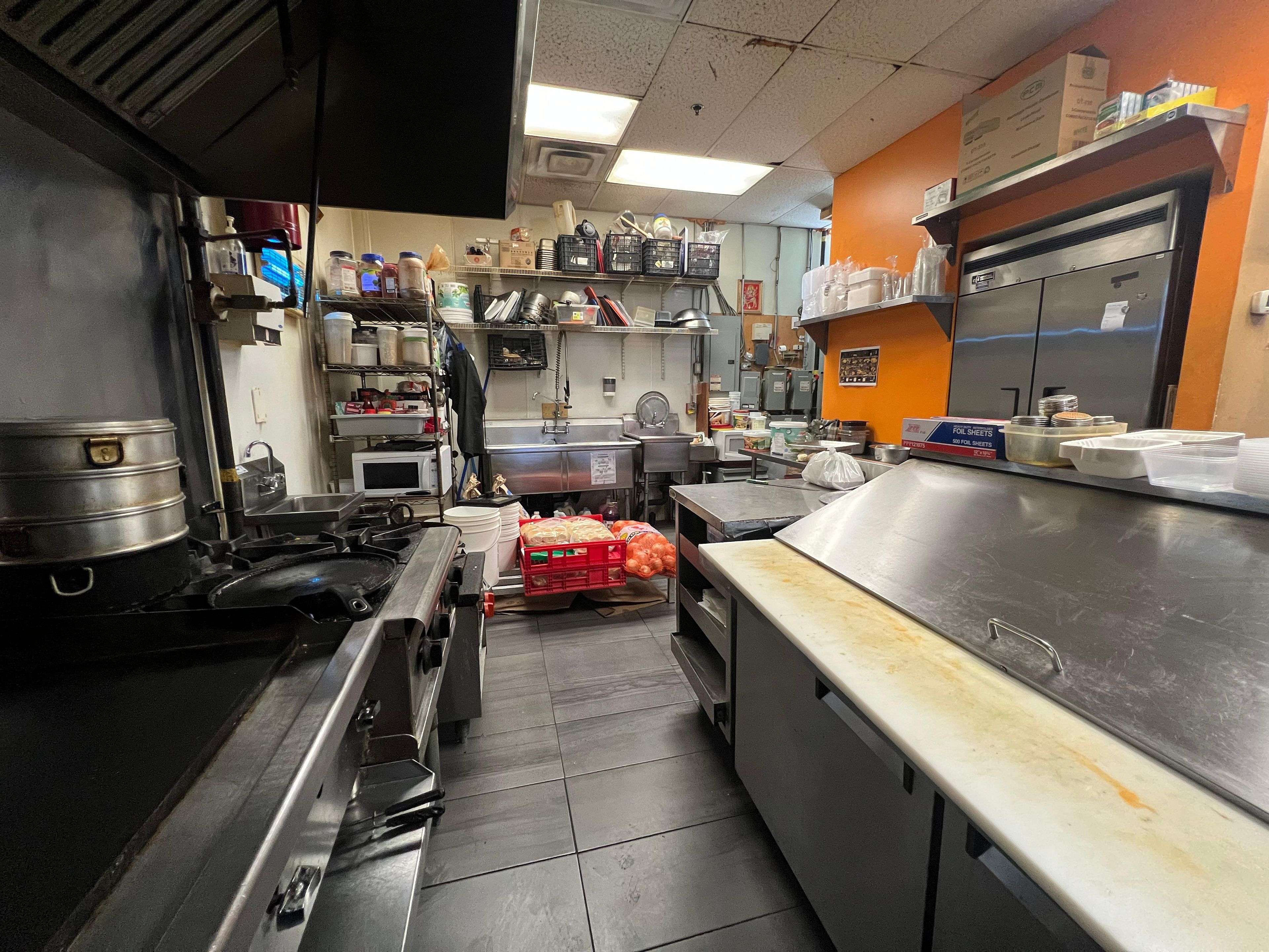 Toronto E09, ON M1H 2V6,2030 Ellesmere RD #3