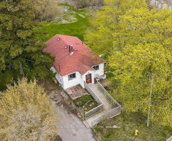 Pickering, ON L1V 1S3,1725 Spruce Hill RD