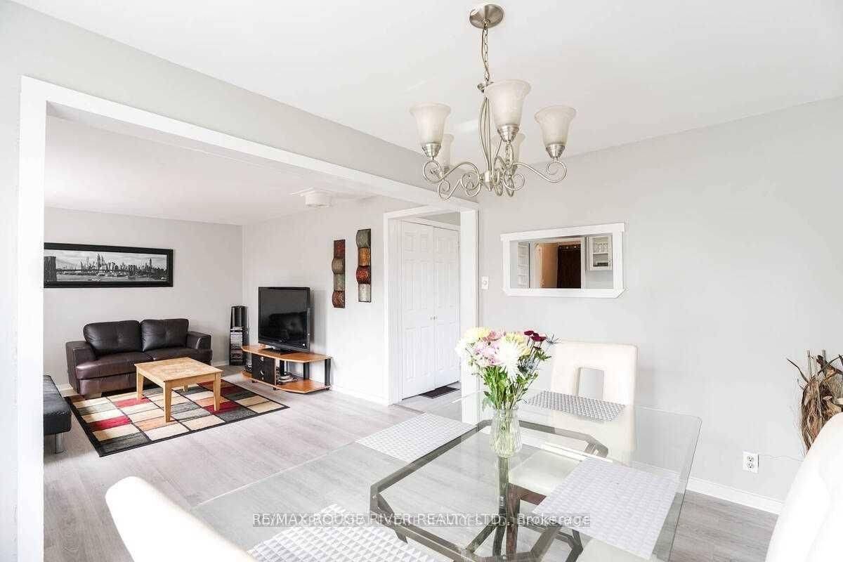 Pickering, ON L1V 1S3,1725 Spruce Hill RD