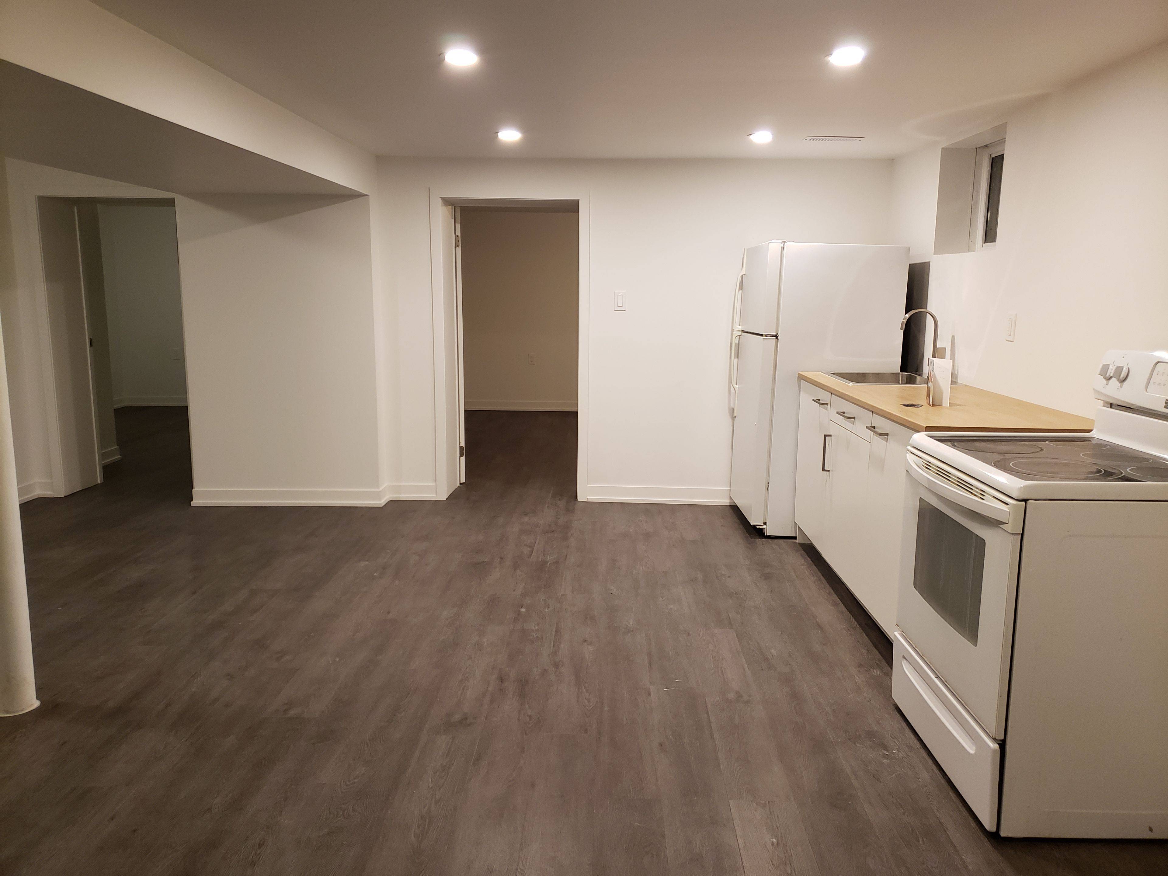 Toronto E04, ON M1P 1X8,Address not disclosed