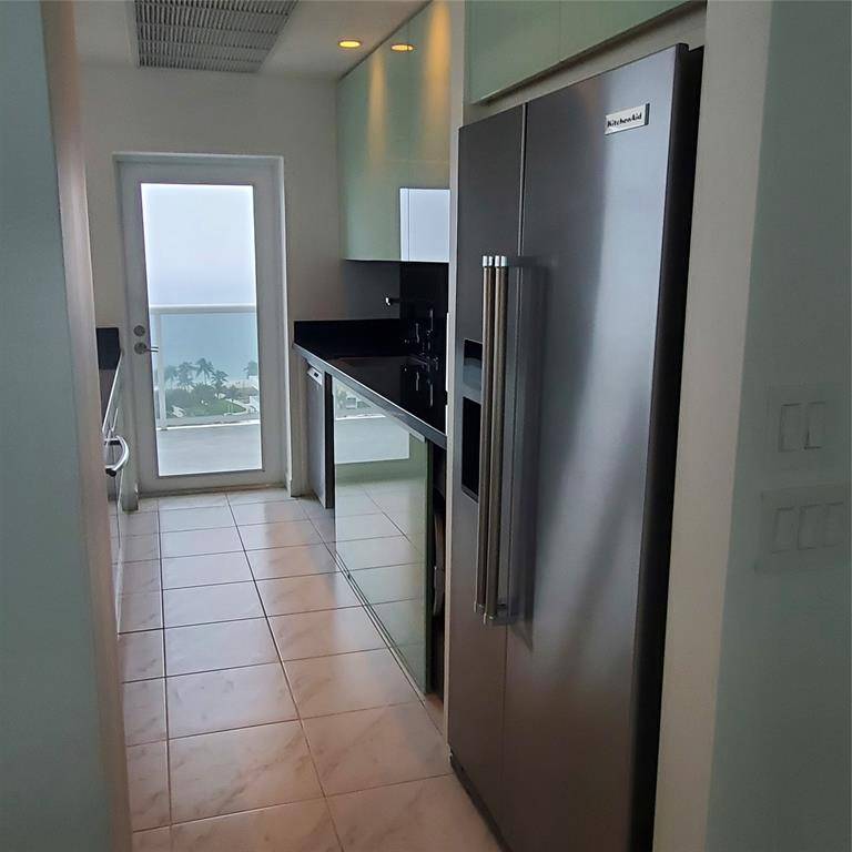 Fort Lauderdale, FL 33308,2841 N Ocean Blvd #2008