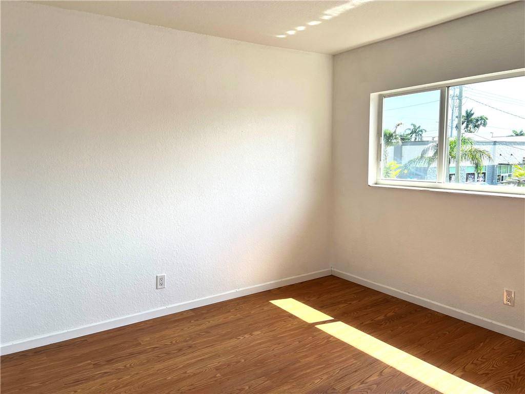 Boynton Beach, FL 33435,2309 S Federal Hwy #13