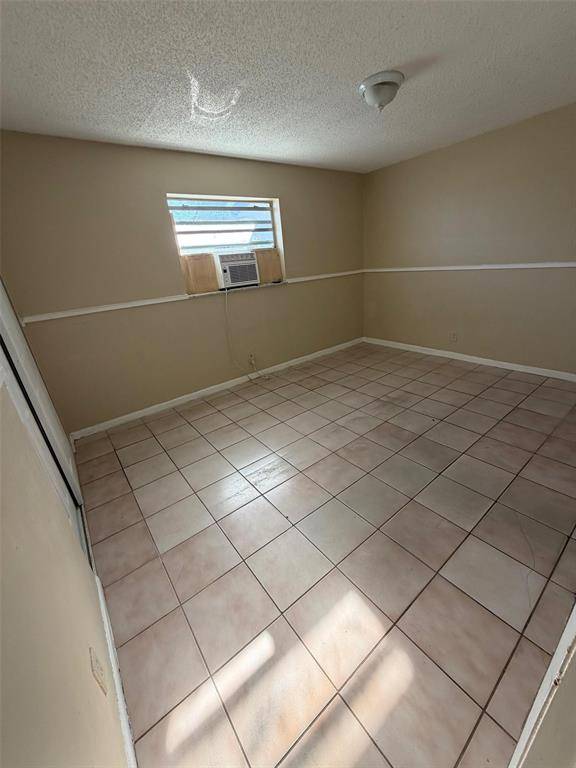 Fort Lauderdale, FL 33317,1810 SW 44th Ave