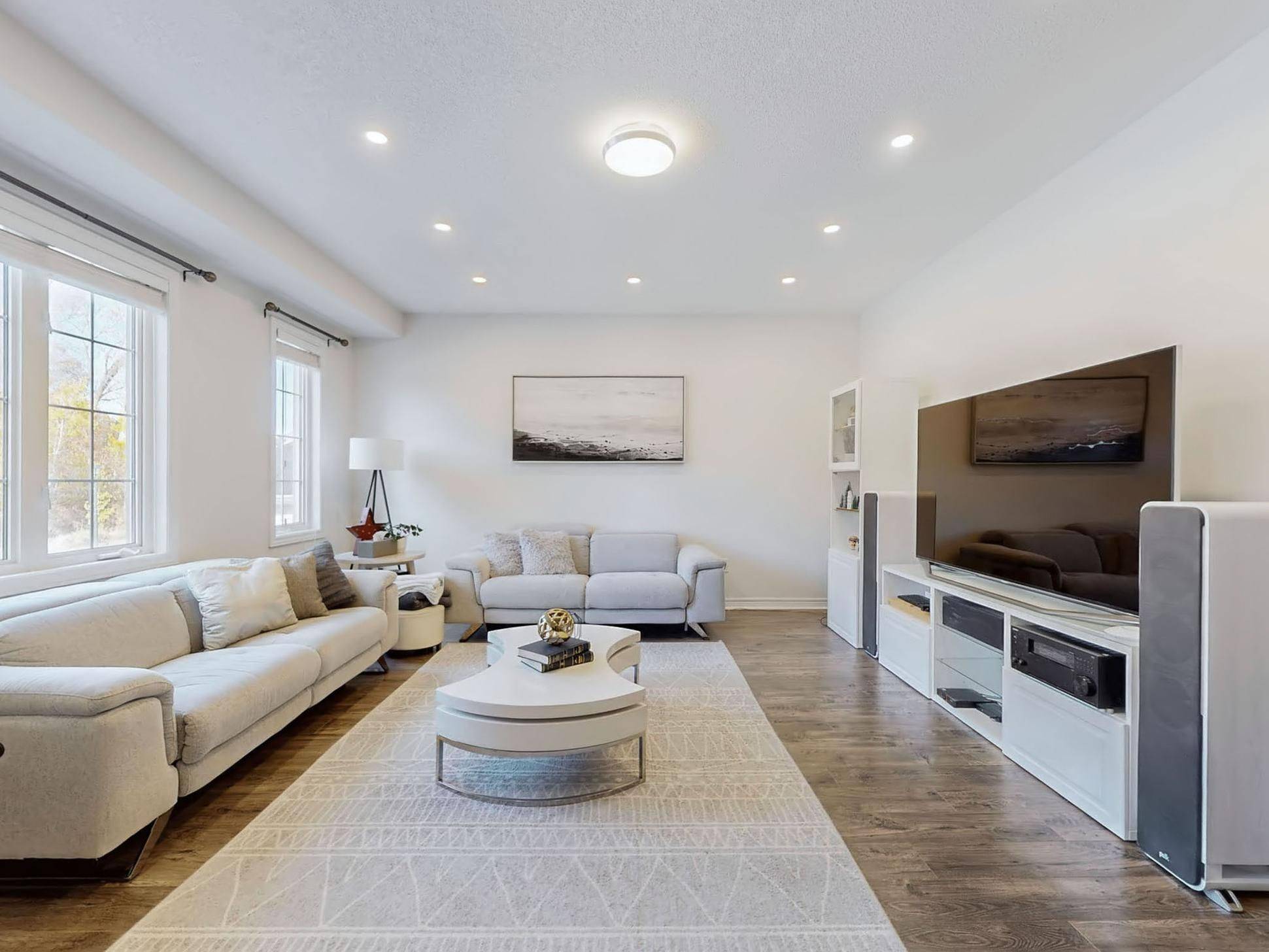 Newmarket, ON L3X 3J4,180 Woodspring AVE