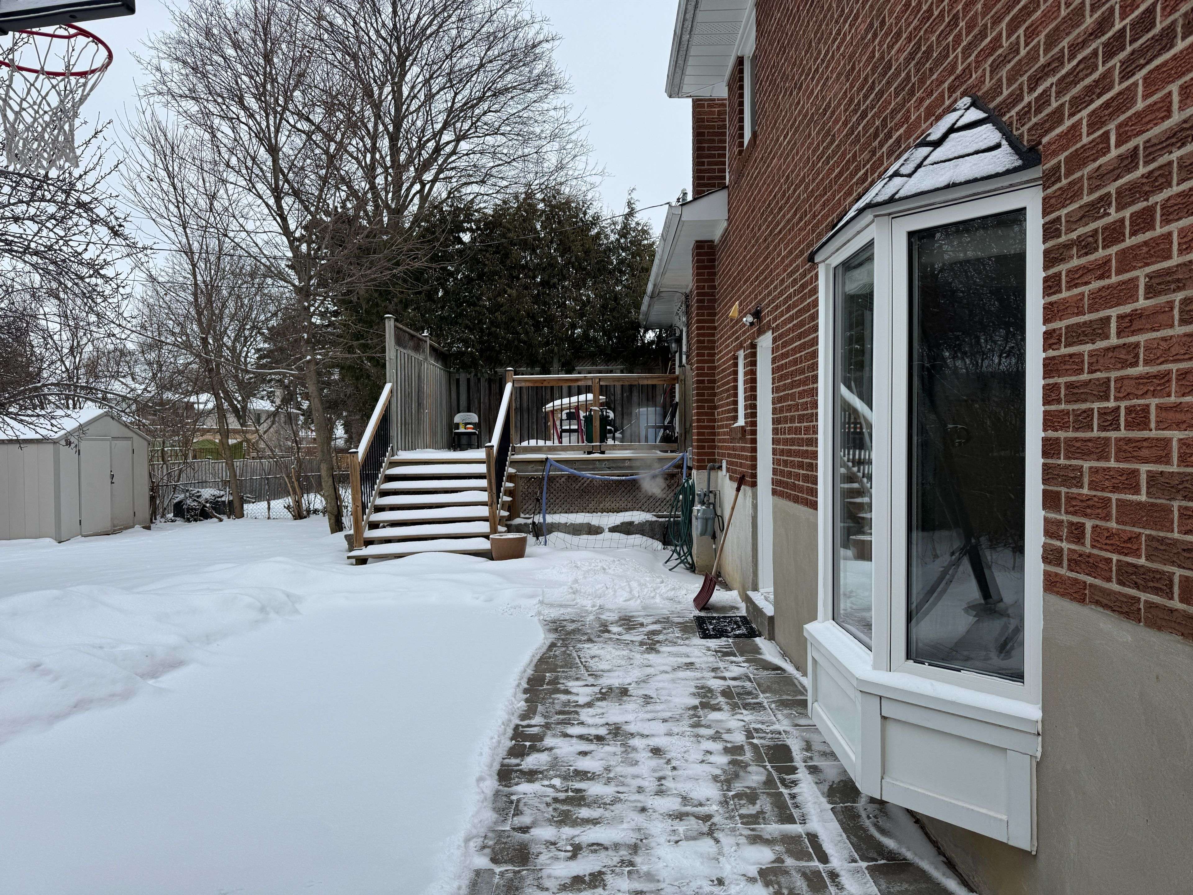 Markham, ON L3P 1J8,62 Southdale DR #lower F