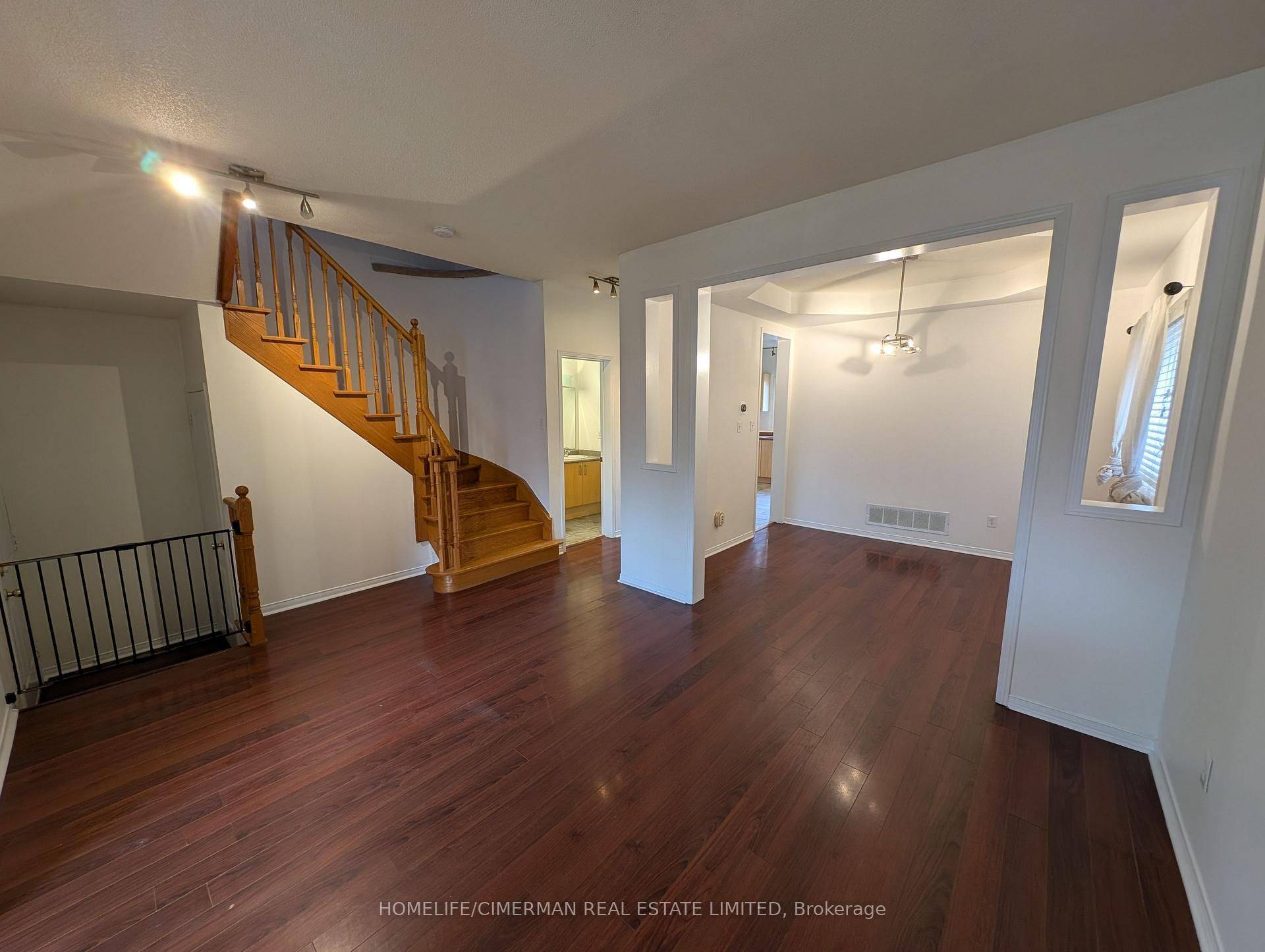 Richmond Hill, ON L4E 3X5,50 Antique DR