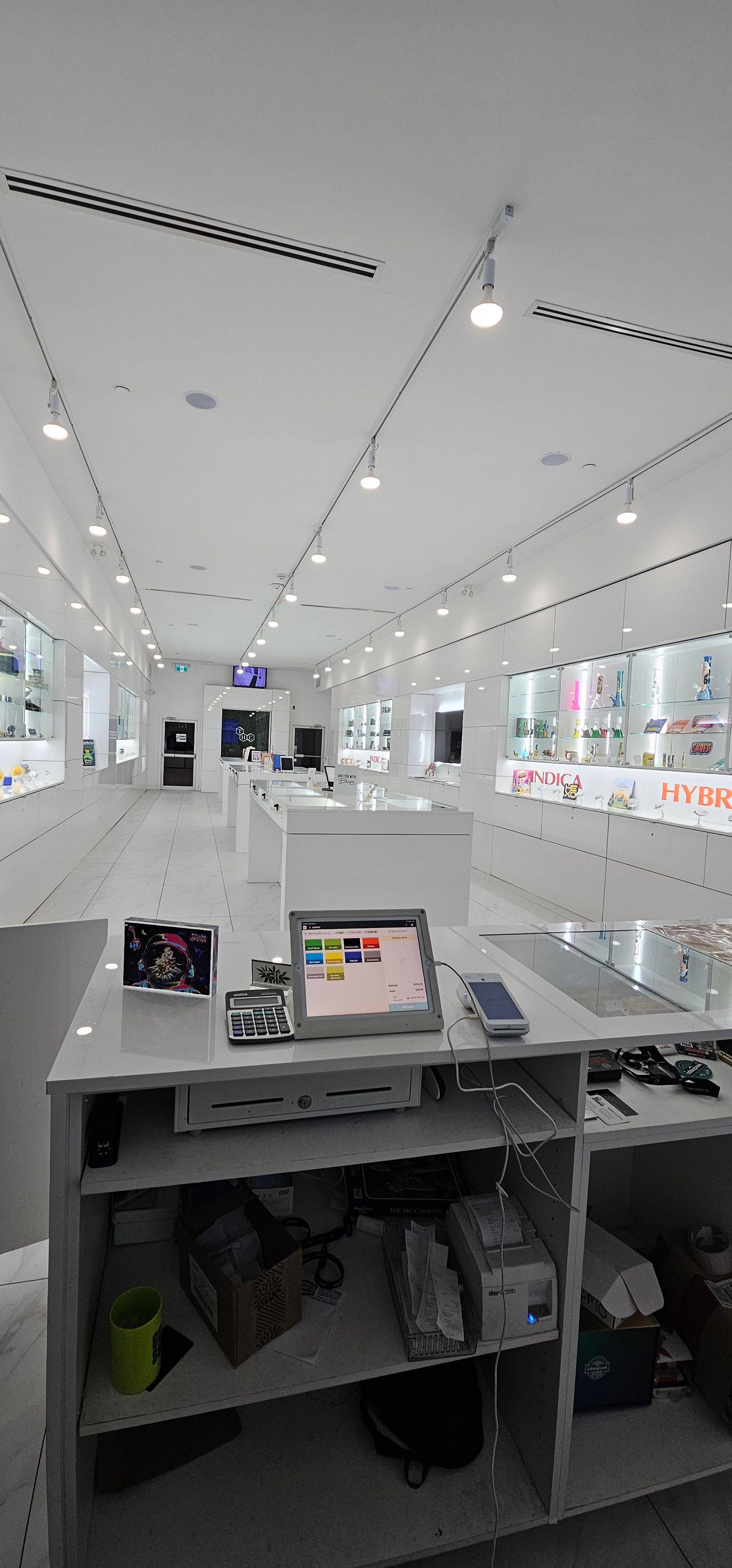 Brampton, ON L6W 3G4,144 Kennedy RD S #4