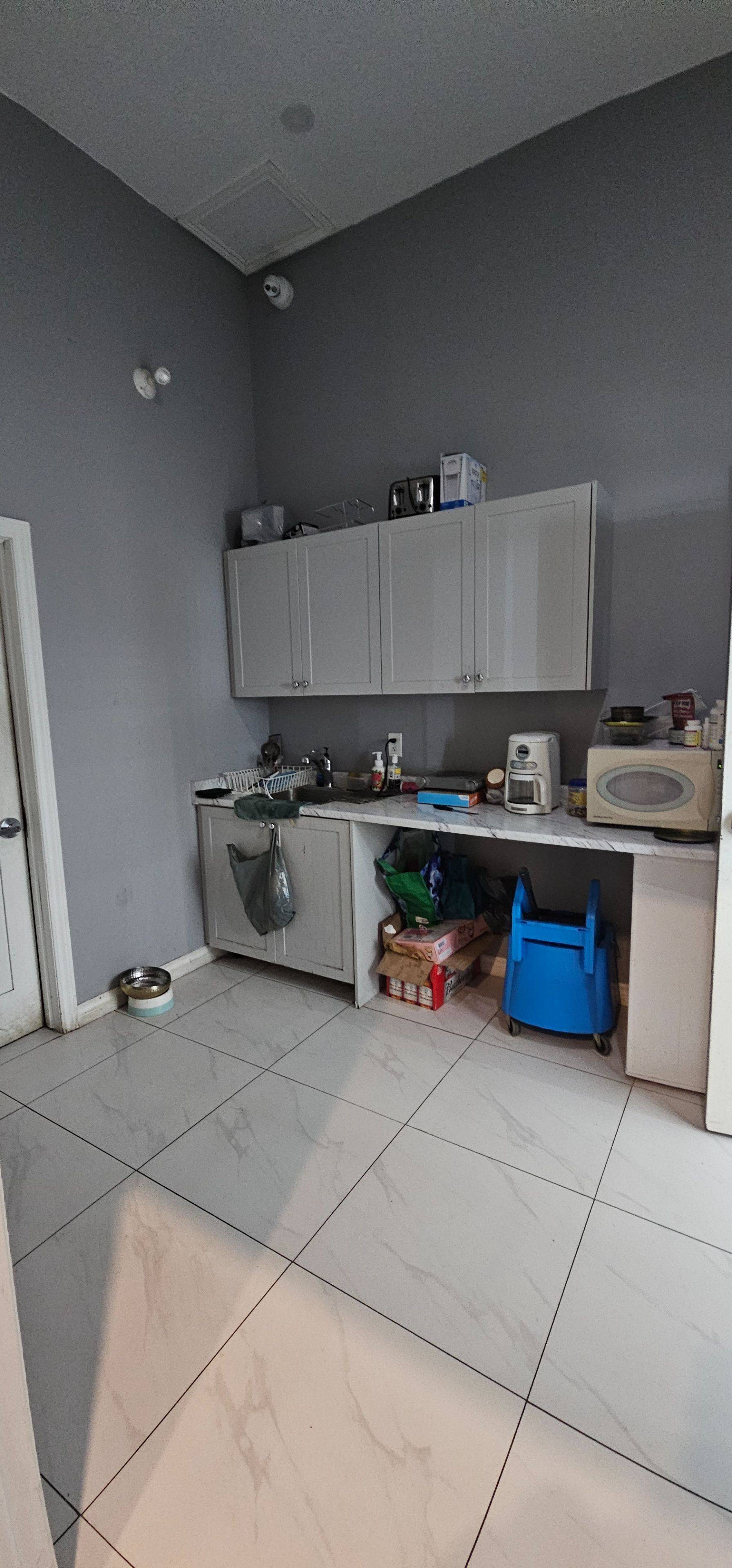 Brampton, ON L6W 3G4,144 Kennedy RD S #4