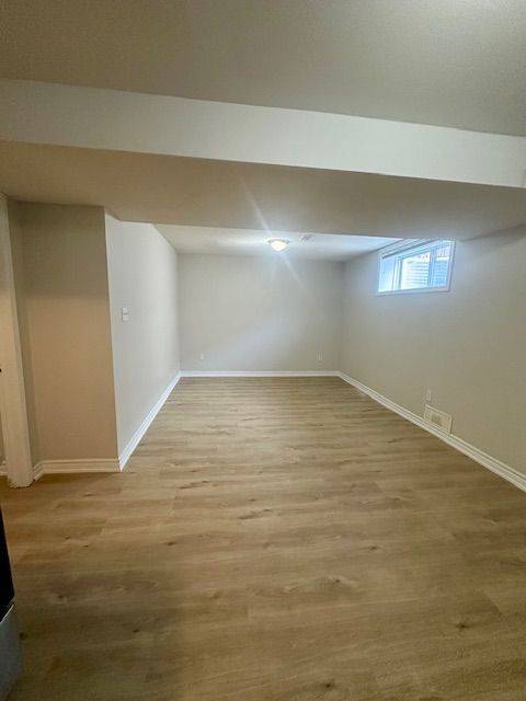 Brampton, ON L6Y 5P7,82 Lennon TRL #BSMT