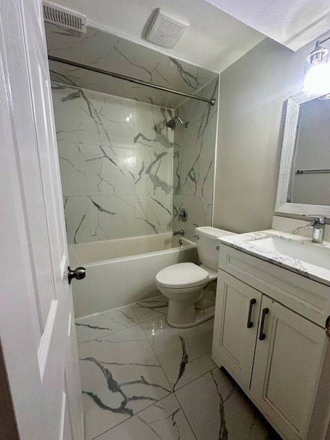 Brampton, ON L6Y 5P7,82 Lennon TRL #BSMT