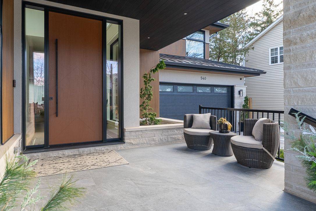 Oakville, ON L6K 1M2,540 Patricia DR