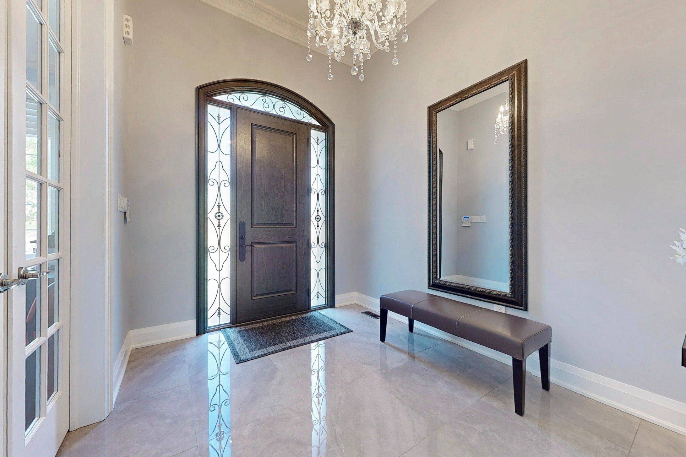 Brampton, ON L6Y 0S3,149 Coastline DR