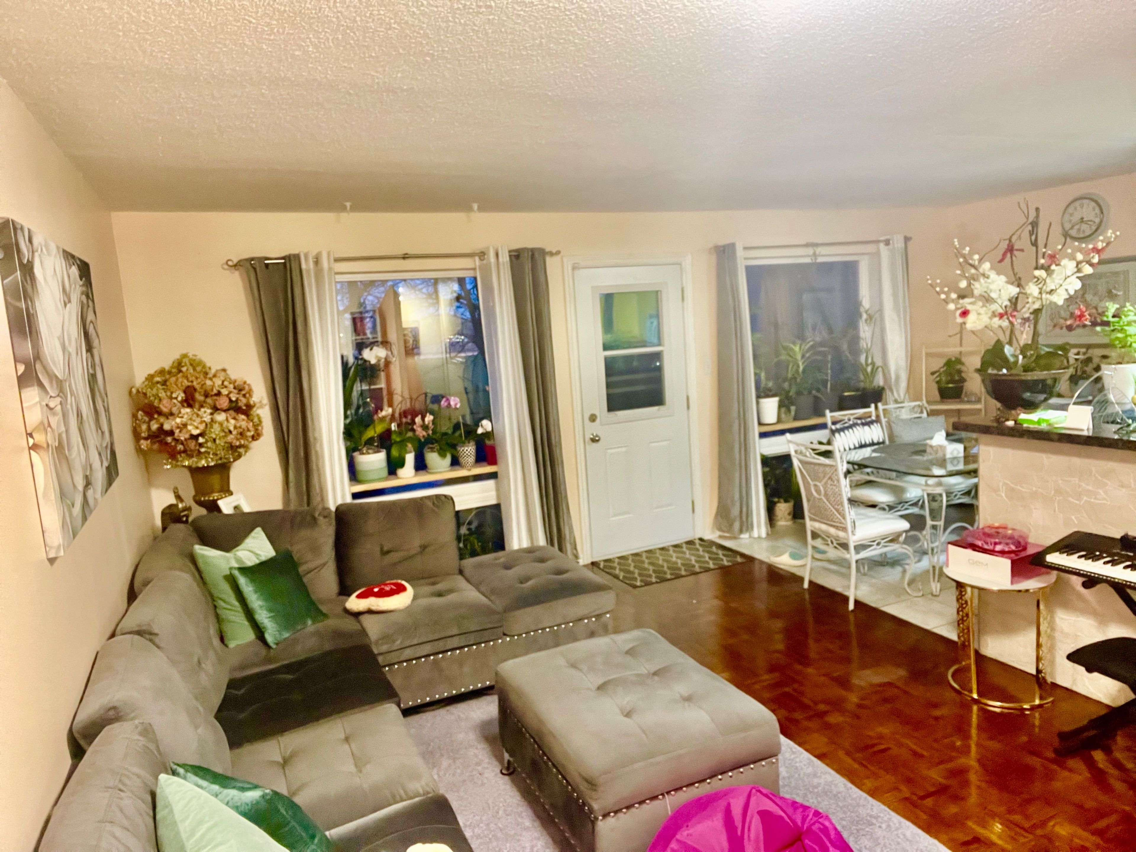 Toronto W05, ON M3J 1K7,23 Four Winds DR #14