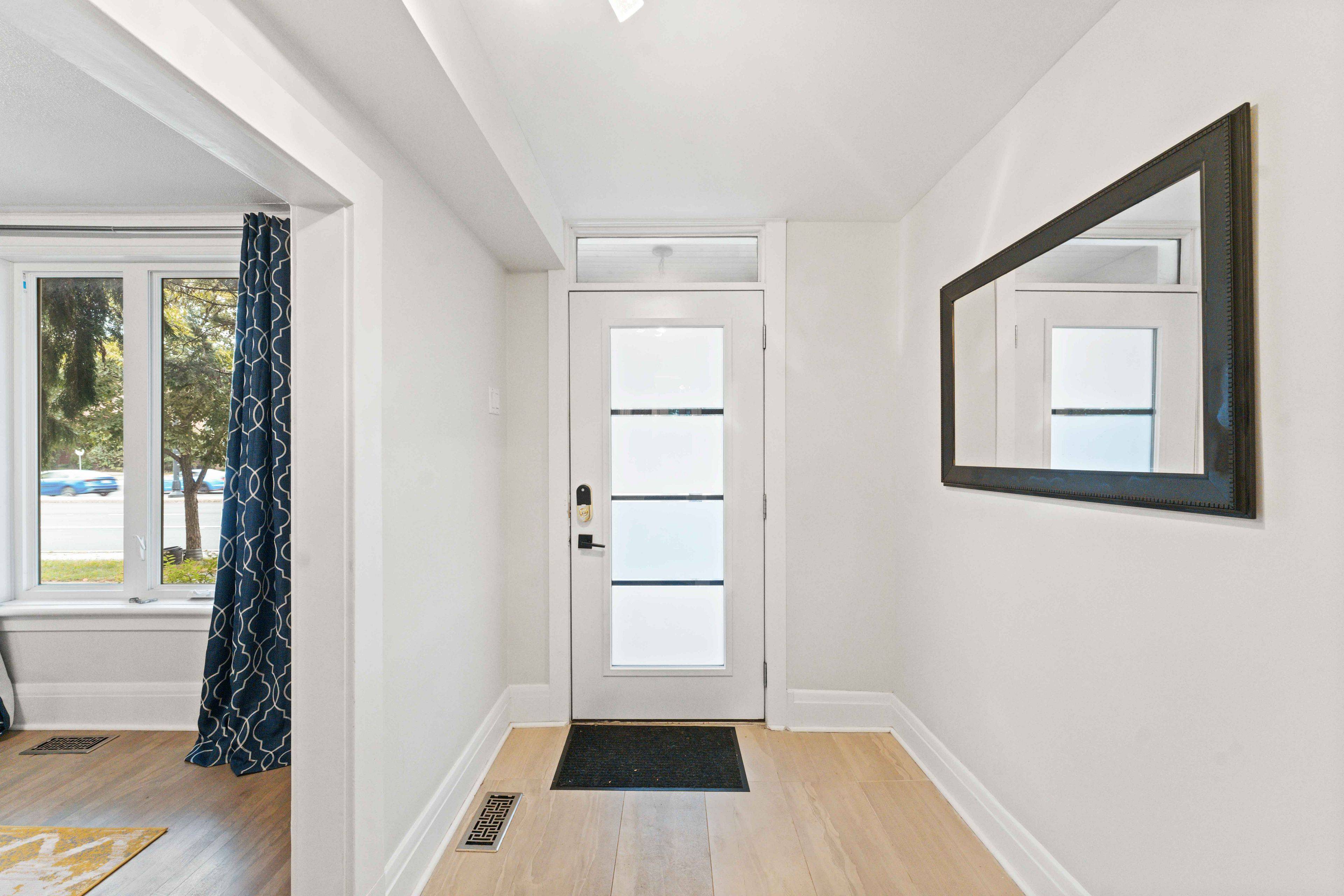 Lower Town - Sandy Hill, ON K1N 7L3,162 KING EDWARD AVE