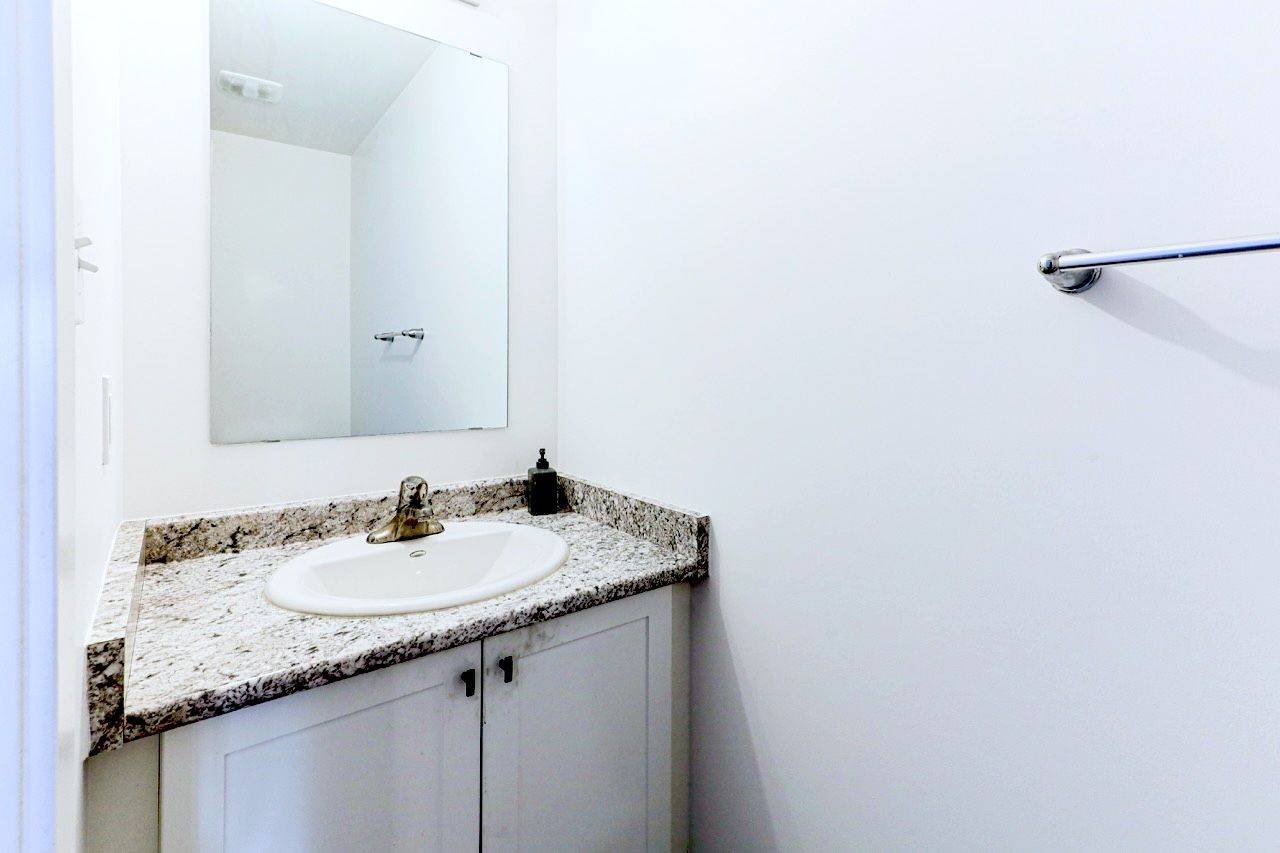 Kitchener, ON N2R 0R8,105 Pony WAY