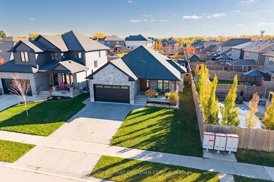 Lucan Biddulph, ON N0M 2J0,191 GILMOUR DR