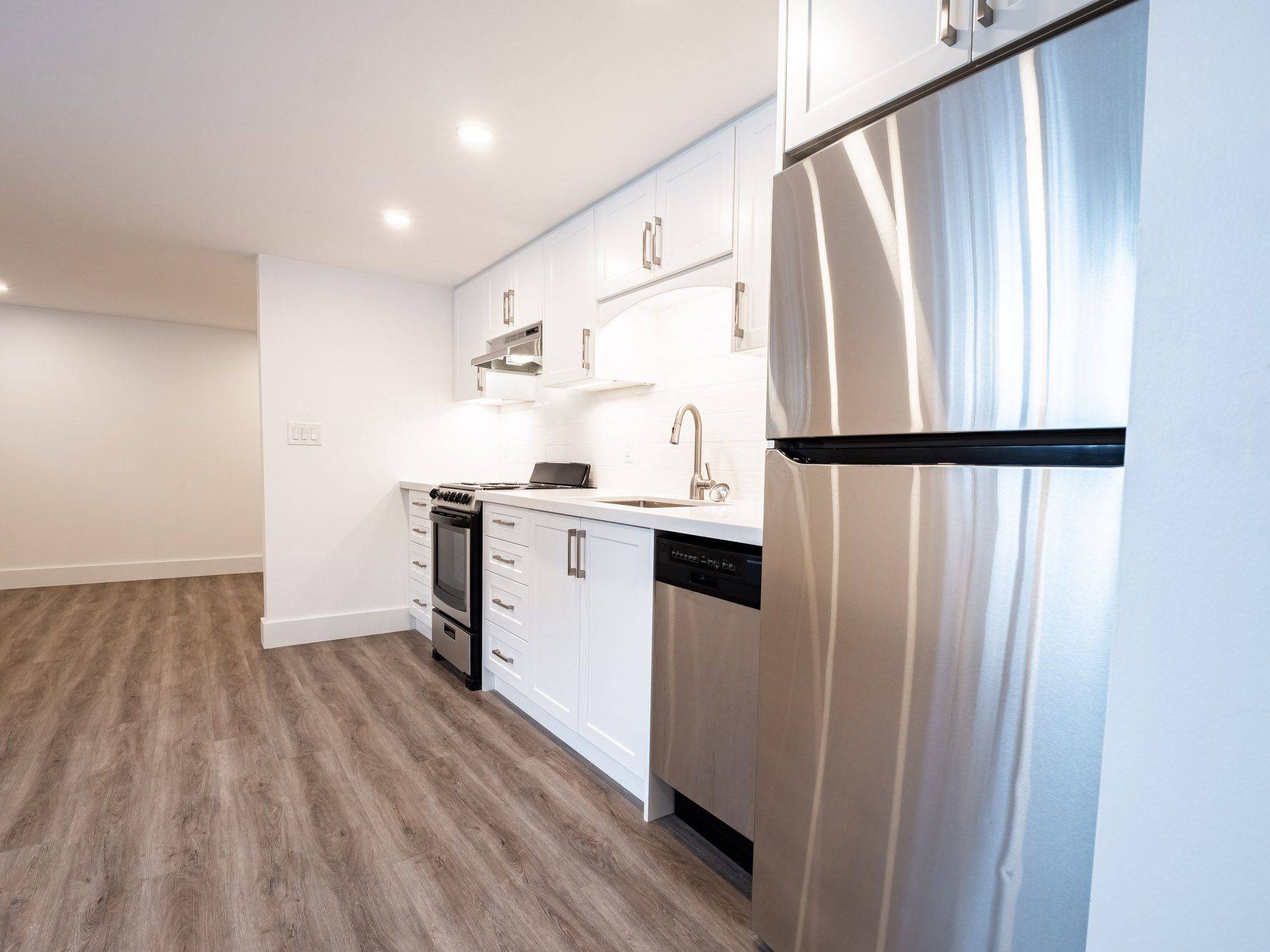 Niagara Falls, ON L2G 5X6,7160 Waters AVE #LOWER