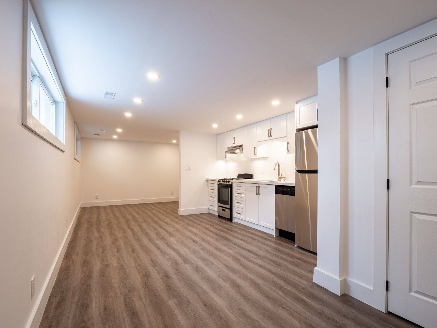 Niagara Falls, ON L2G 5X6,7160 Waters AVE #LOWER