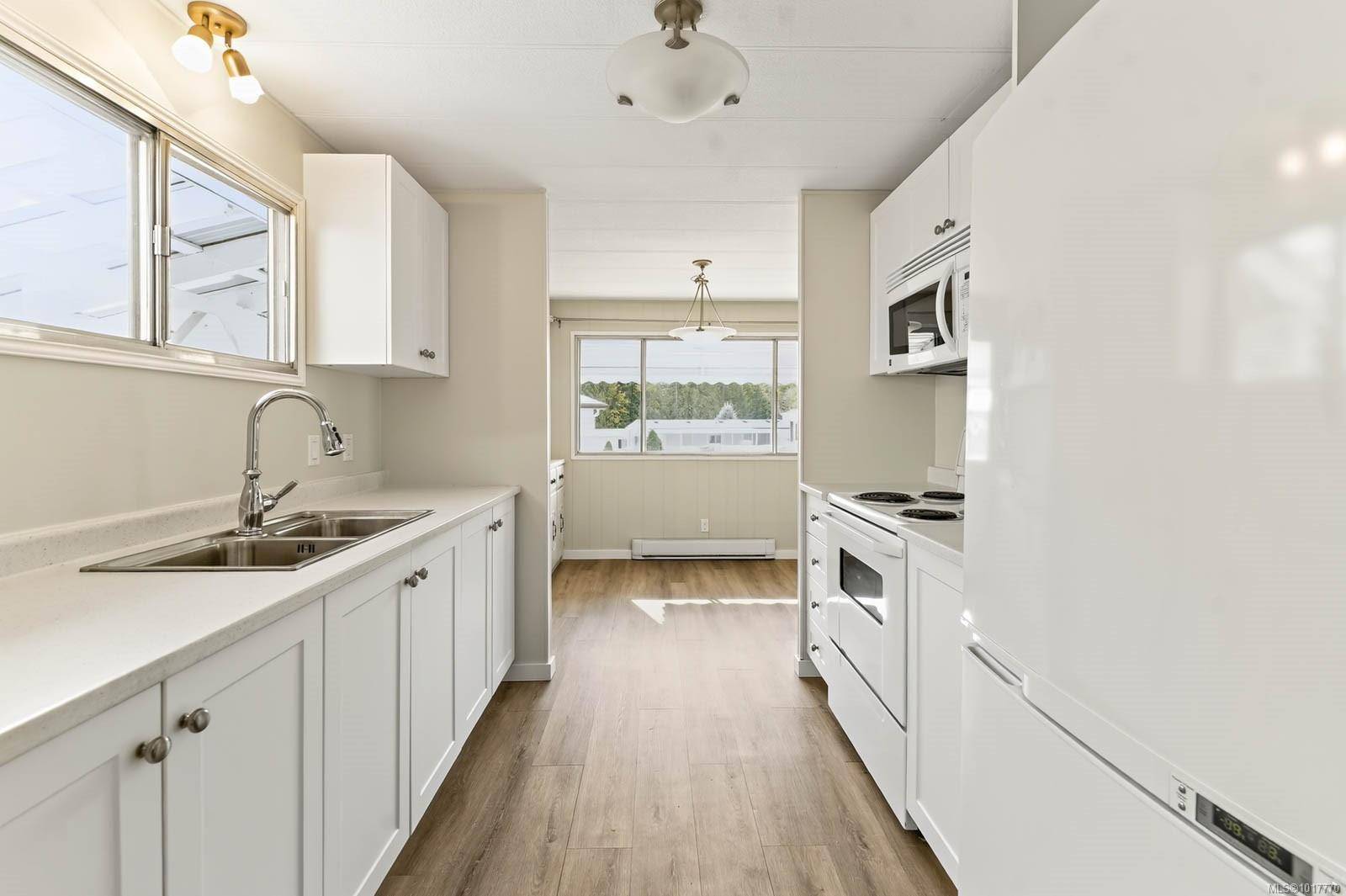 Port Alberni, BC V9Y 8G7,4935 Broughton St #16