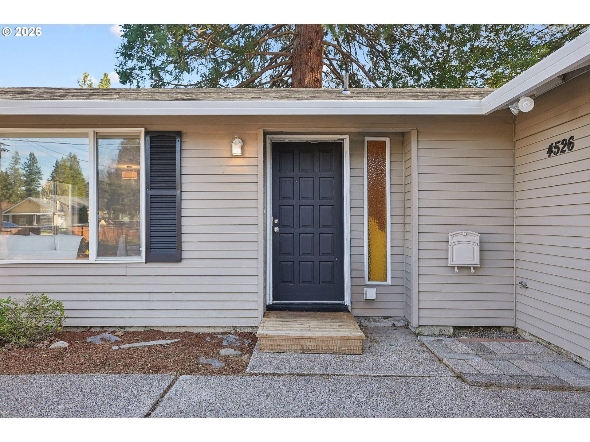 Milwaukie, OR 97222,4526 SE RHODESA ST