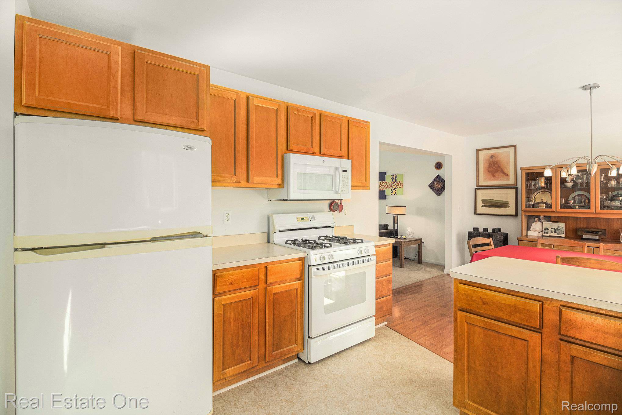 Waterford, MI 48329,5183 Eagle Lake DR