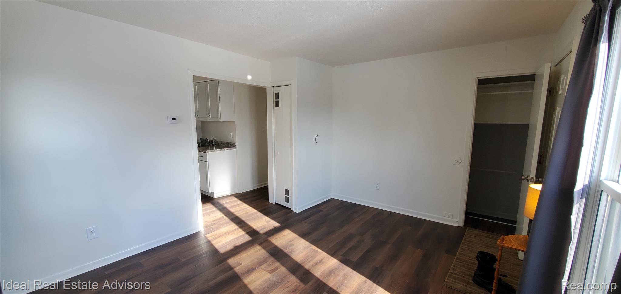 Madison Heights, MI 48071,545 E Dallas AVE