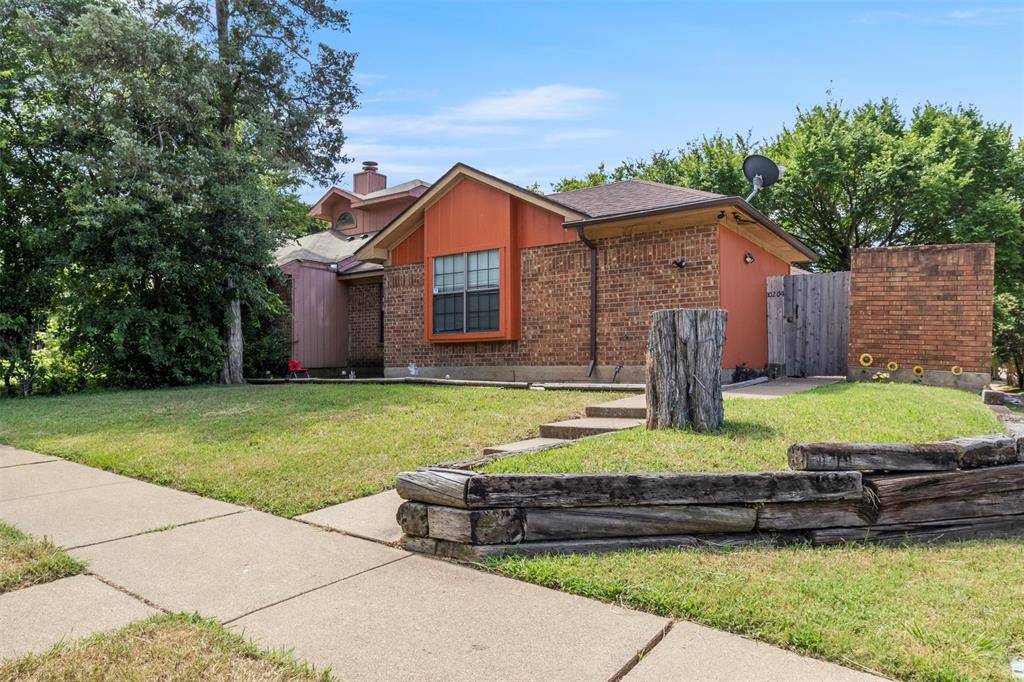 Dallas, TX 75227,10204 Oak Terrace Circle