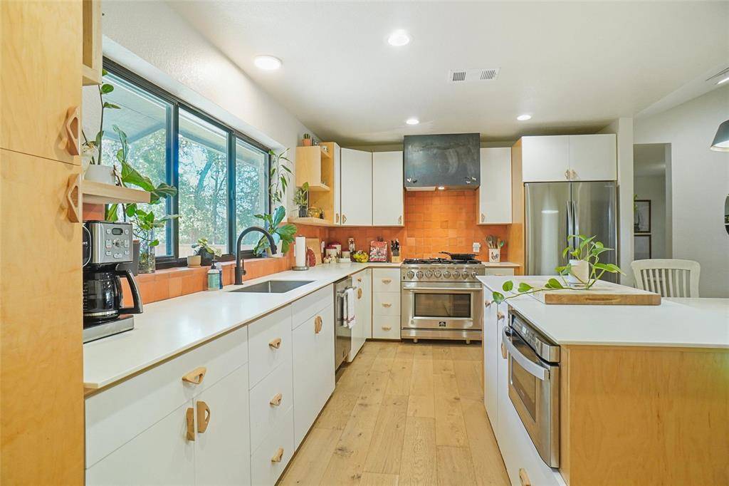 Bridgeport, TX 76426,1724 Boston Avenue