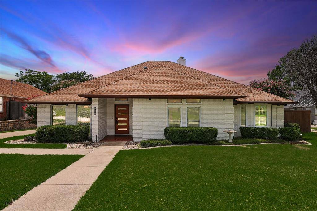 North Richland Hills, TX 76182,7333 Red Oak Street