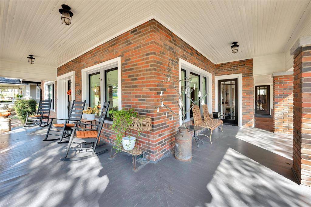 Weatherford, TX 76086,504 W Lee Avenue