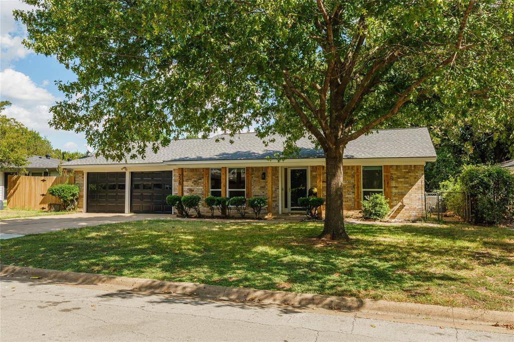 Hurst, TX 76053,228 Arcadia Street