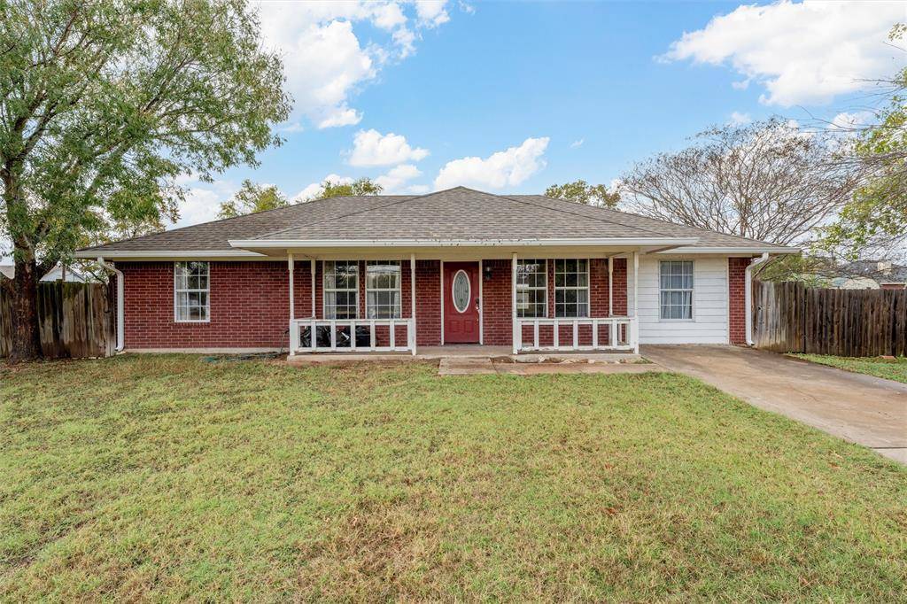 Axtell, TX 76624,139 E Seley