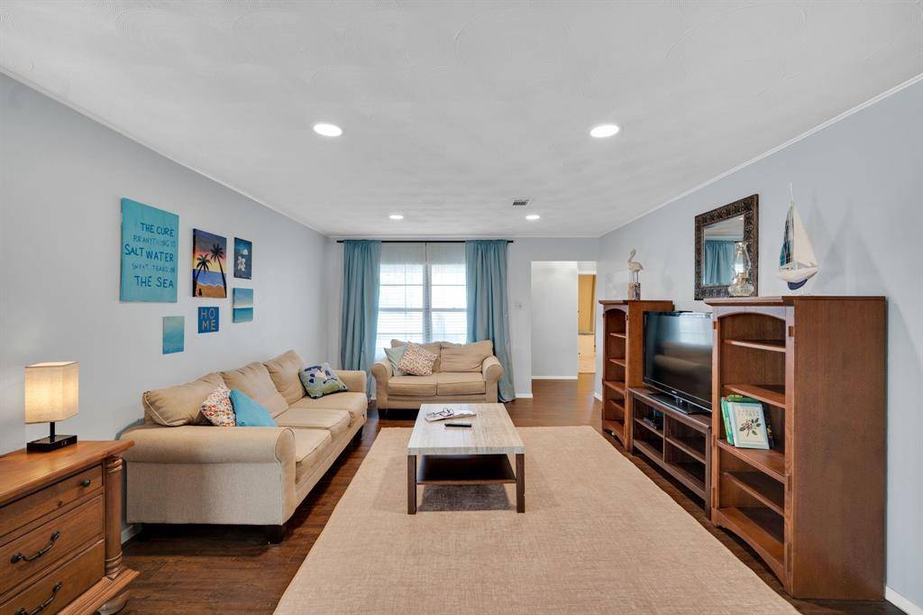 Irving, TX 75060,1008 Louise Street