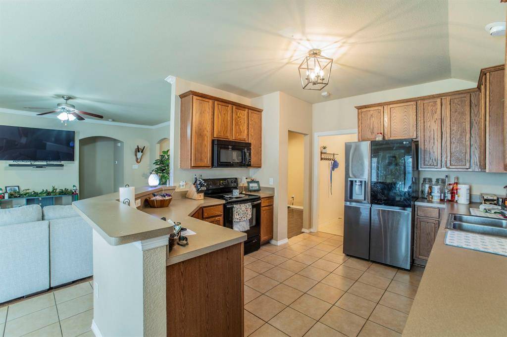 Saginaw, TX 76179,513 Greenvale Court