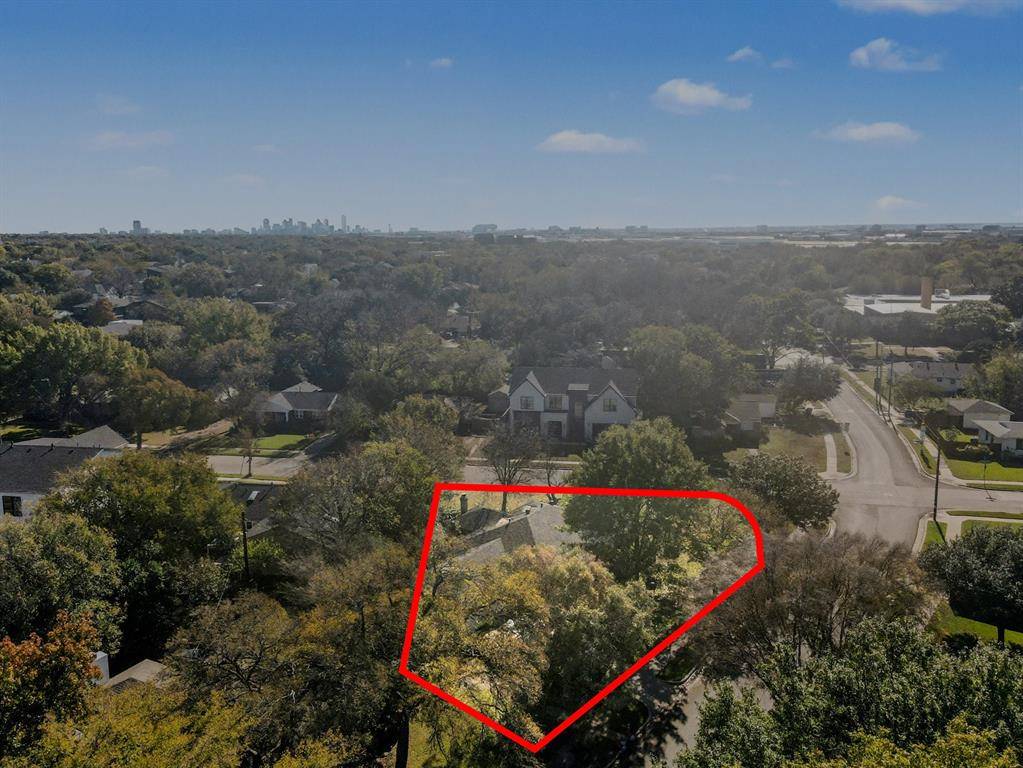 Dallas, TX 75220,9734 Mixon Drive