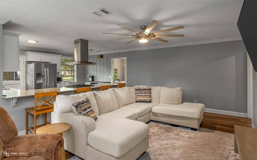 Shreveport, LA 71105,1916 Anniston Avenue