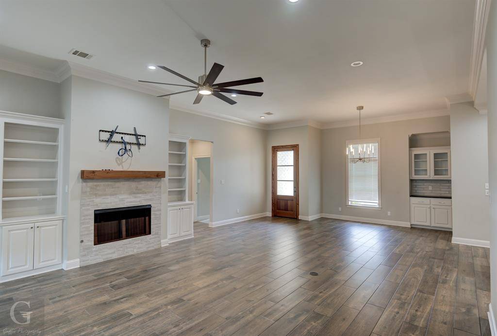 Bossier City, LA 71111,5116 Tensas Drive