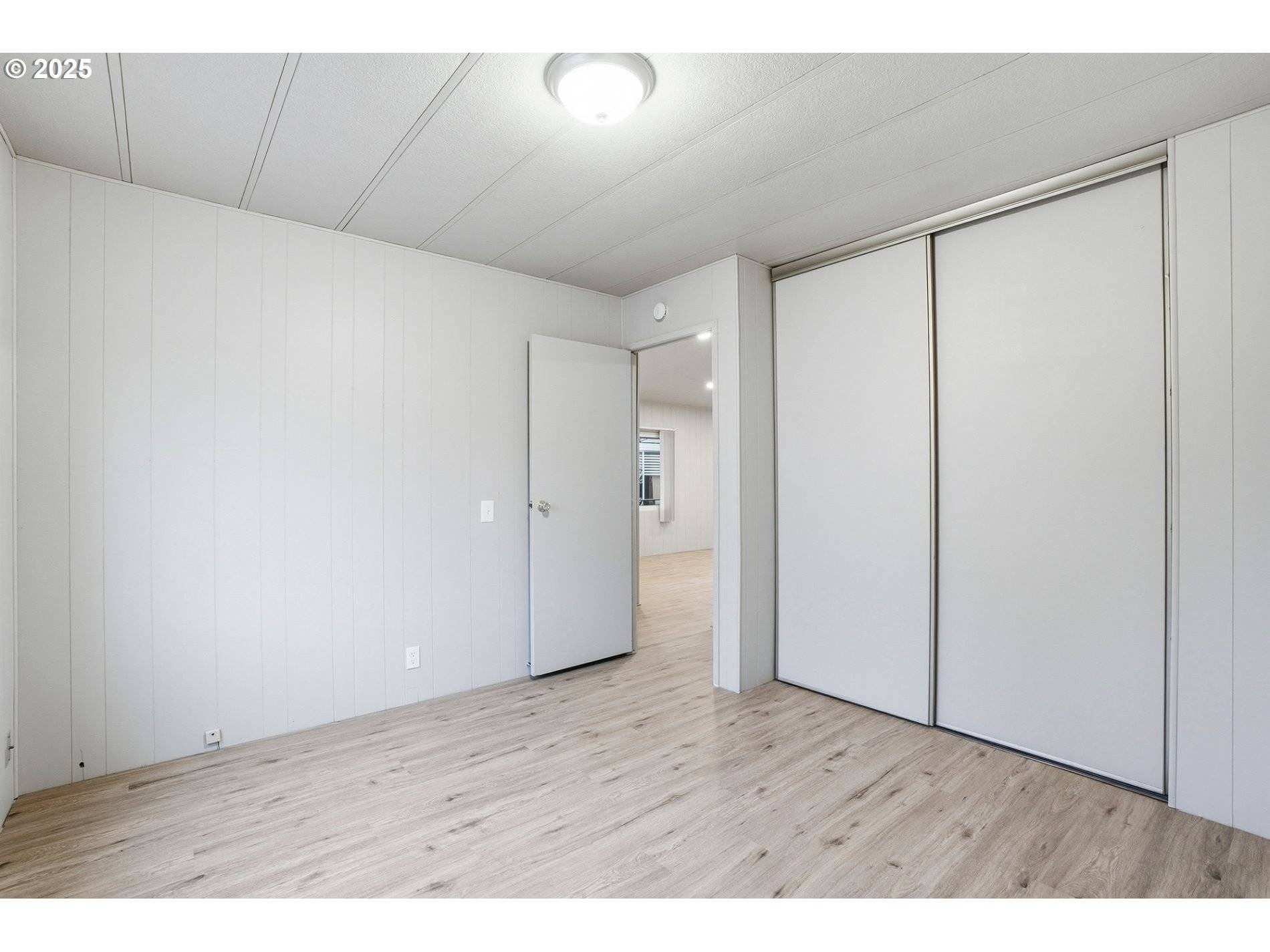 Fairview, OR 97024,21100 NE SANDY BLVD #59